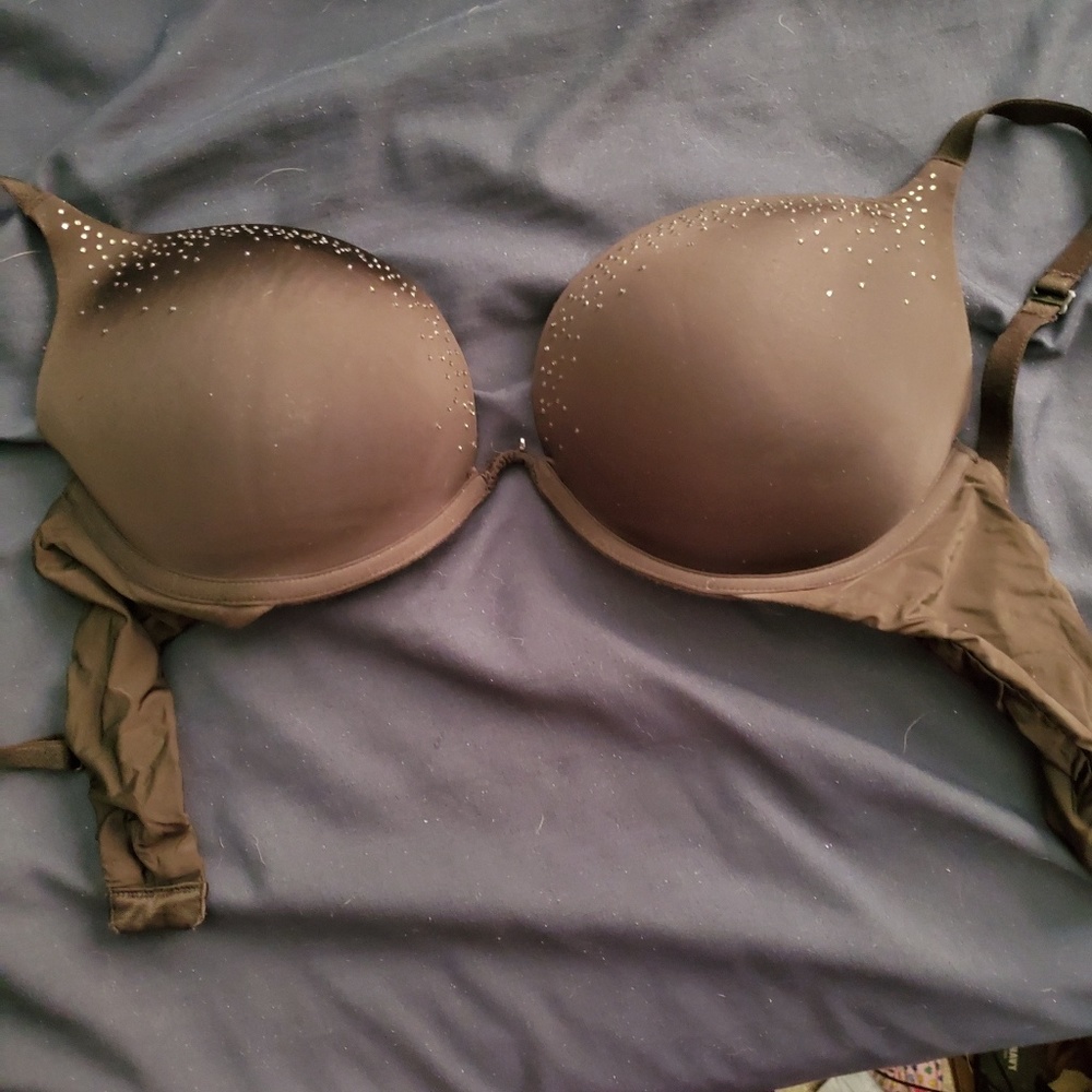 Victoria's secret padded push up bras
